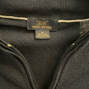 Brooks Brothers navy men’s sweater.  Size M